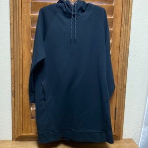 Black hooded sweatshirt tunic with pockets
